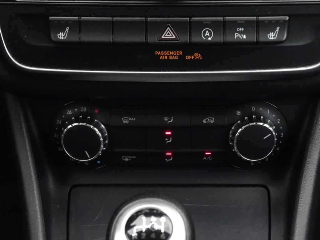 Mercedes-Benz Cla shooting brake 180 ambition | bi-xenon | pano