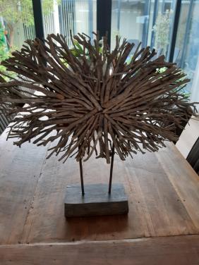 Raam decoratie van hout