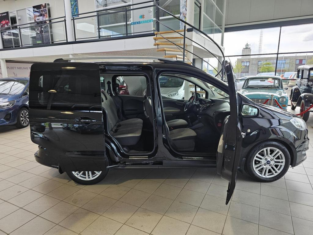 Ford Tourneo Courier 1.0 titanium