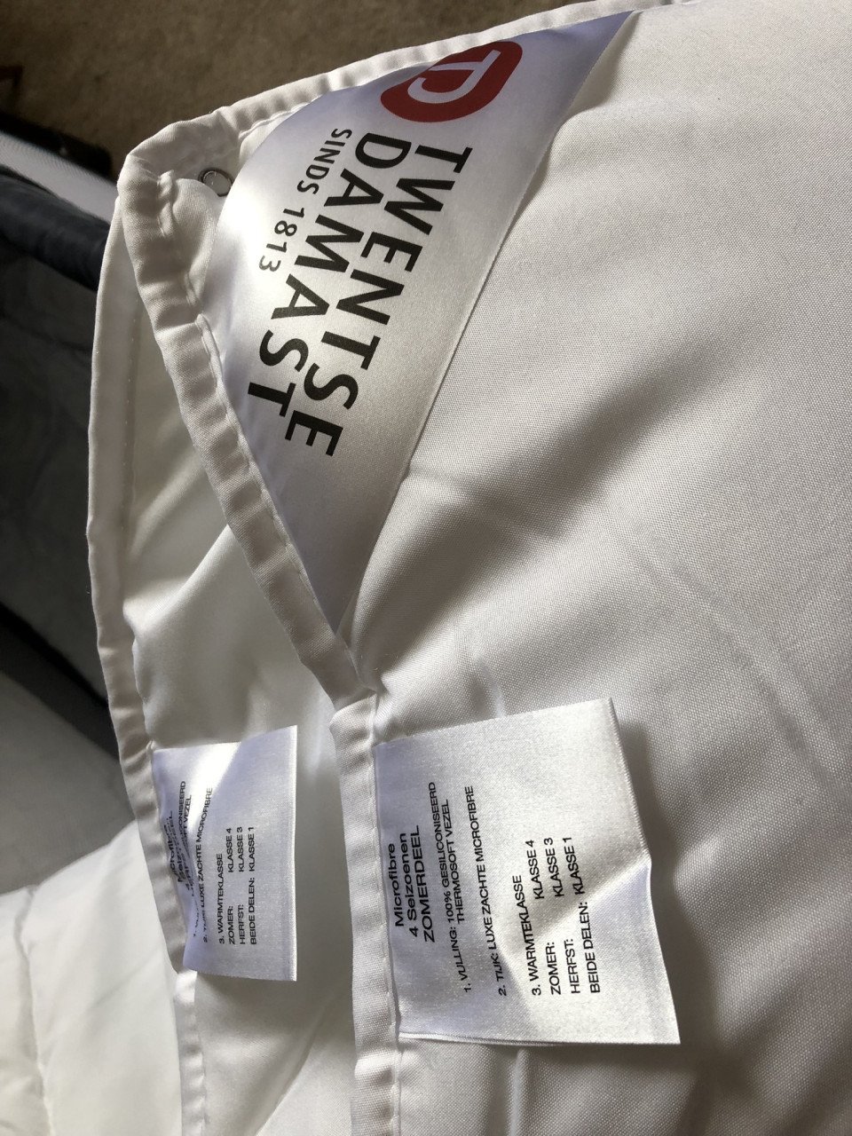 Te koop goed 4 seizoenen dekbed.(nieuw).