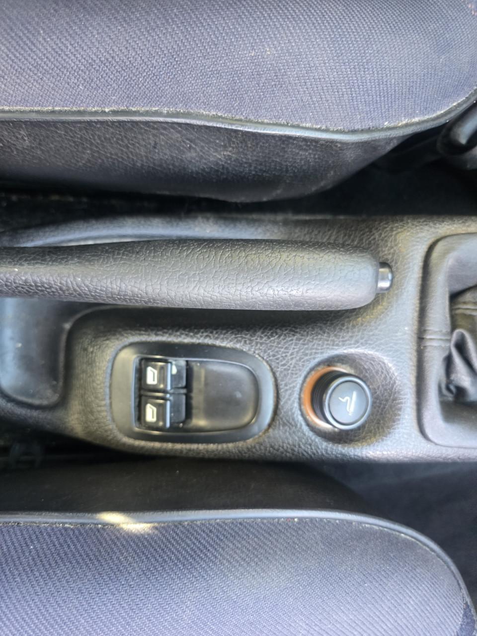 Peugeot 206 1.1