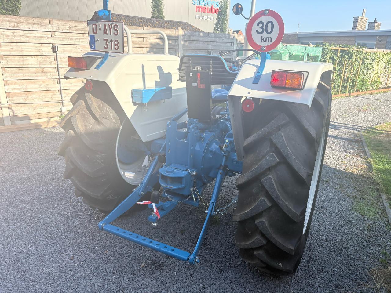 🚜 Ford 2000 – 1969 – 35 PK – Volledig gerestaureerd