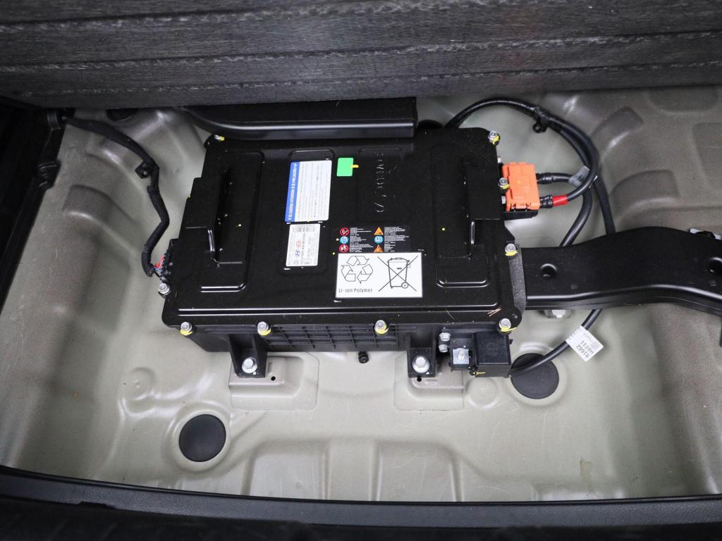 Kia Stonic 1.0 t-gdi mhev dynamicline | apple carplay / android auto | navi