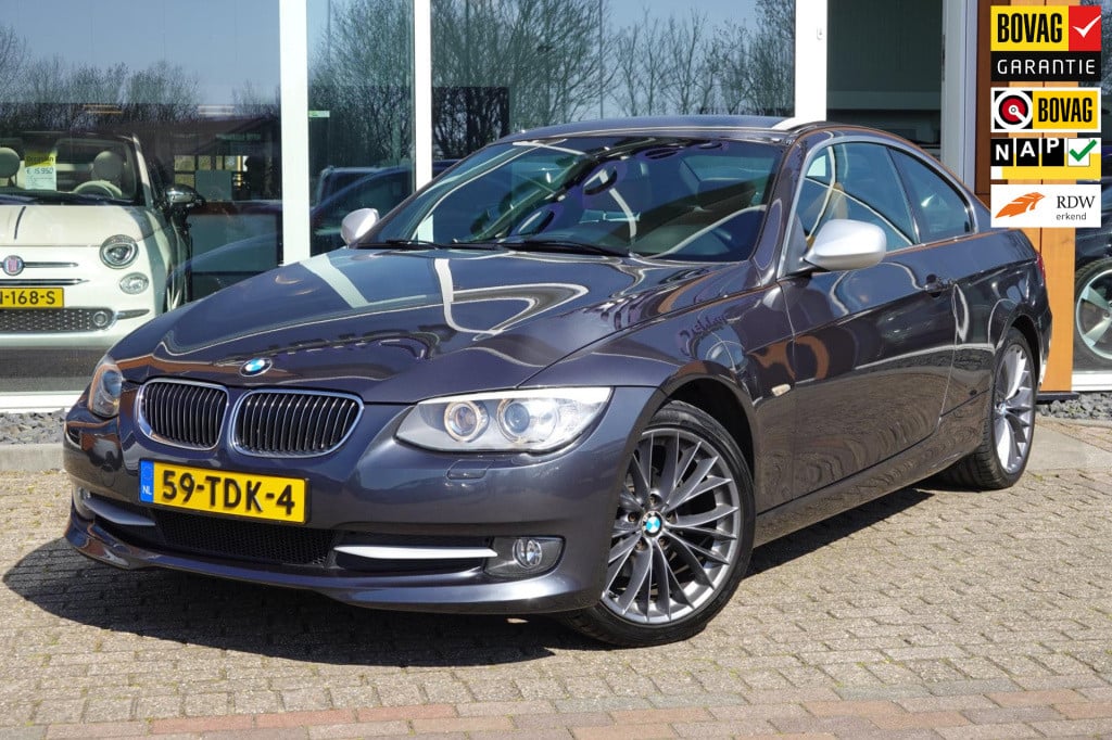 BMW 3-serie coupé 320i corporate lease business line sport