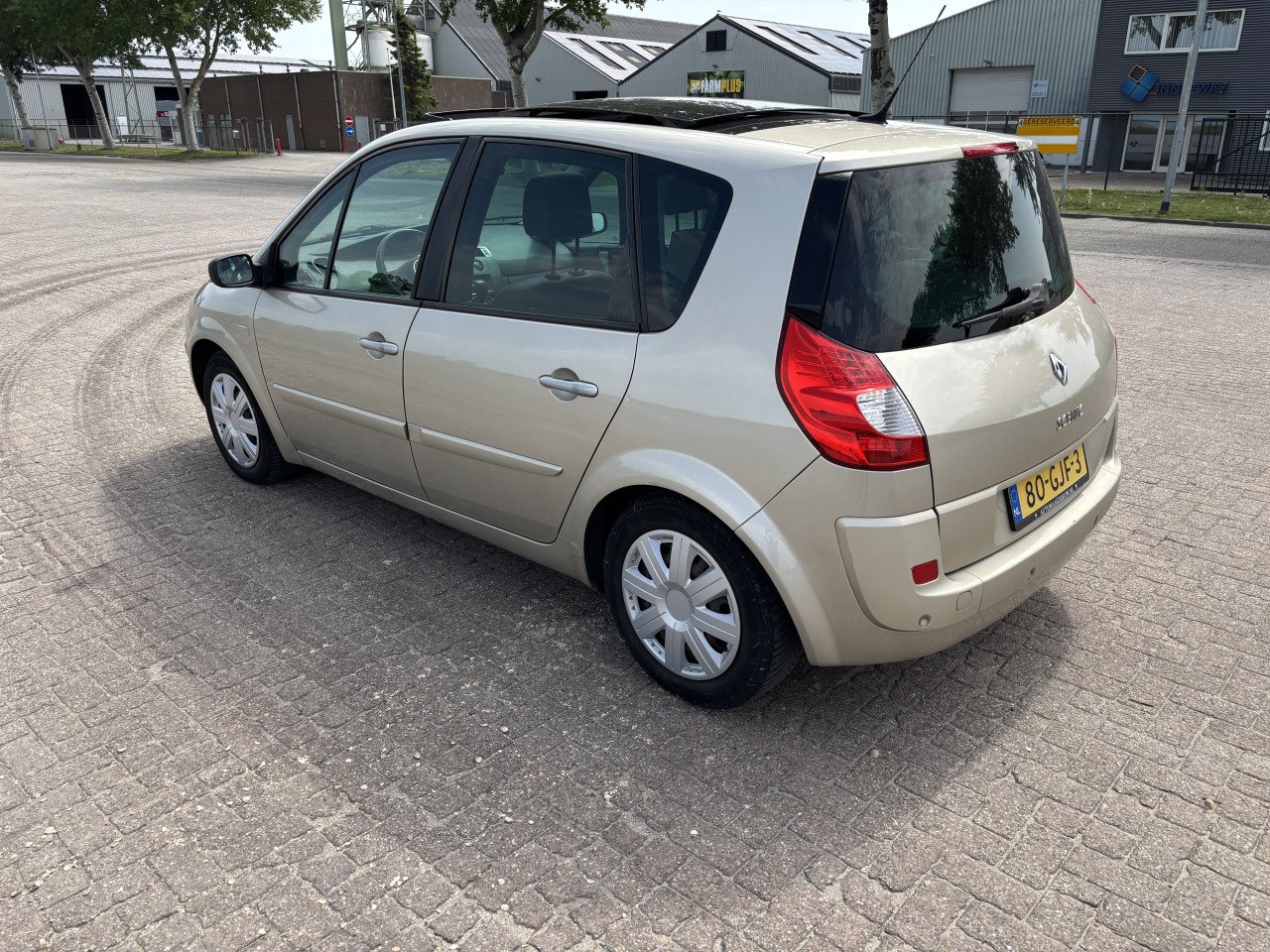 Renault scenic