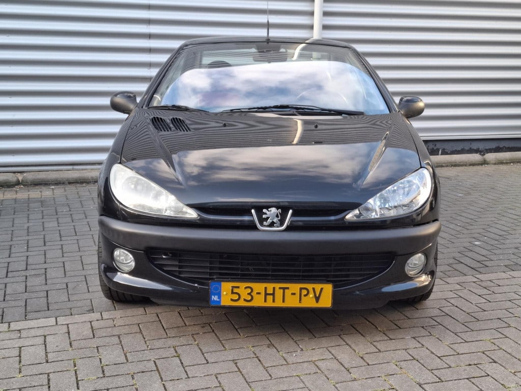 Peugeot 206 cc 2.0i 16v cabriolet clima/leder/park