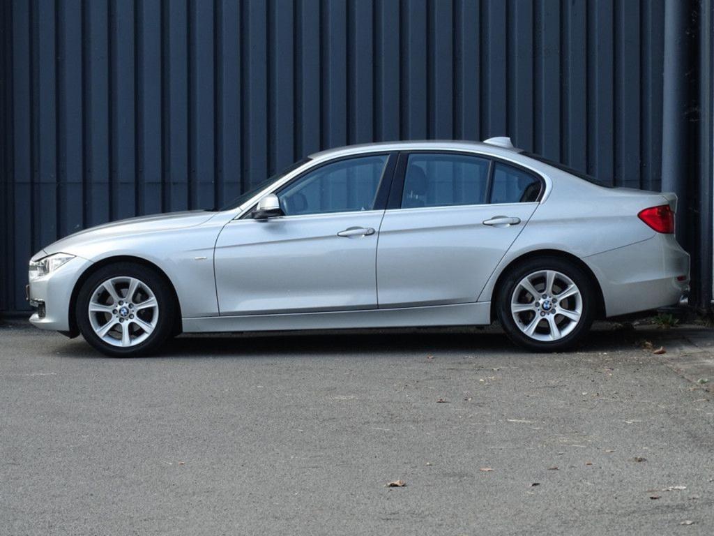 BMW 3-serie 316i executive sport automaat | bi-xenon | afn. trekhaak