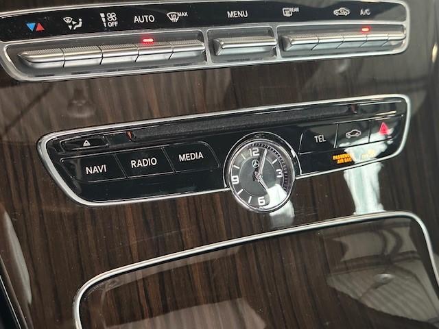 Mercedes-Benz C-Klasse 180 ambition l amg l panoromadak l luchtvering airma