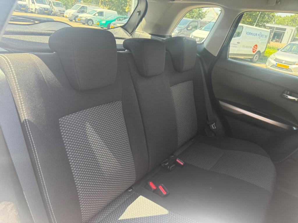 Suzuki Vitara 1.0 boosterjet select automaat