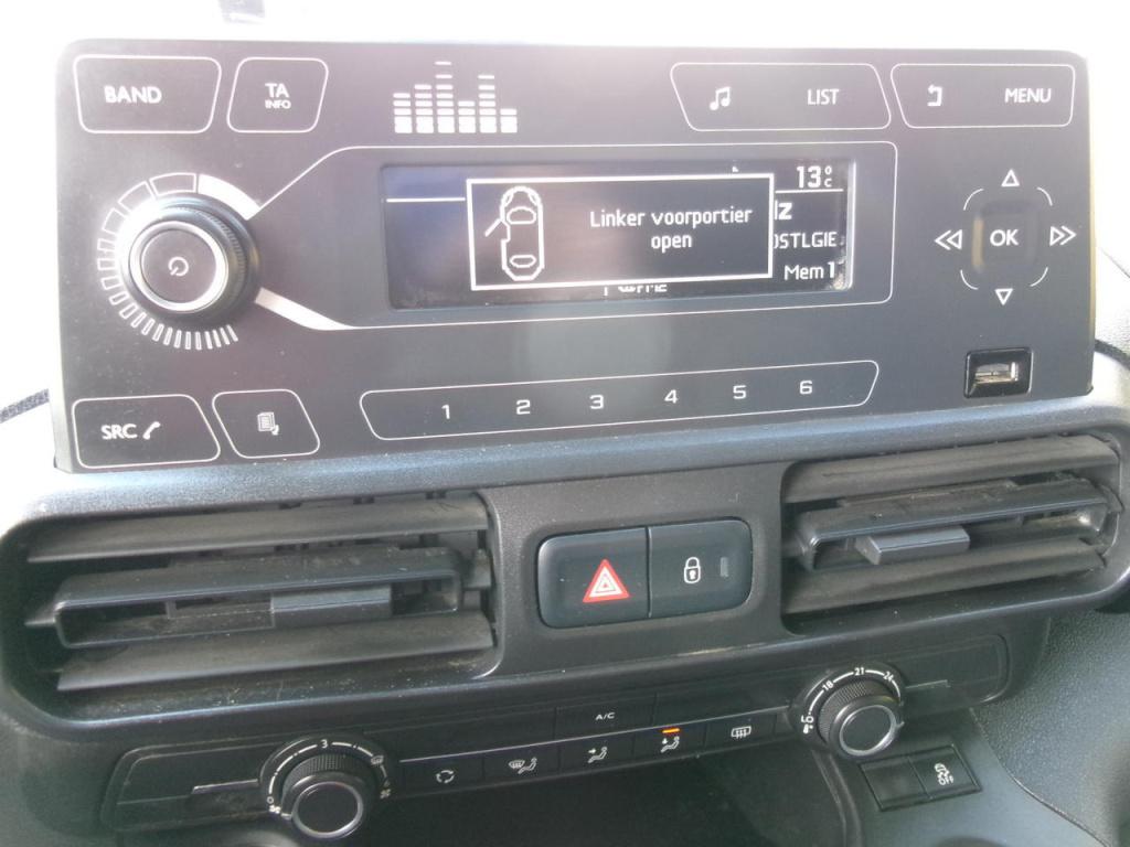 Peugeot Partner 1.5 bluehdi 75 airco, trekhaak, 3-zits