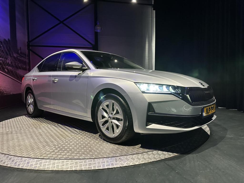 Skoda Octavia 1.5 tsi mhev business edition plus *navi*led*appconnect*camer