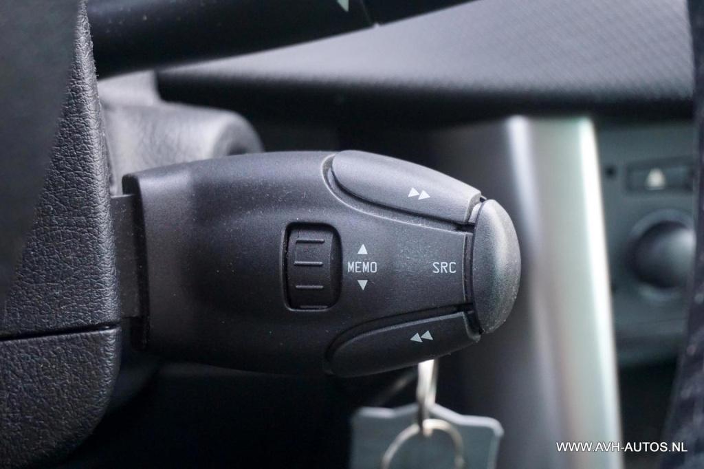 Peugeot 207 sw outdoor 1.6 vti xs