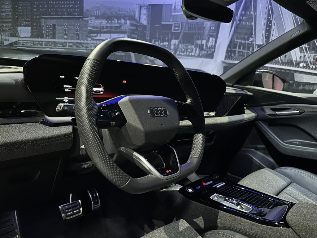 Audi Q6 E-tron edition quattro 100 kwh *soh 97%*trekhaak*360camera*