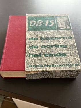 De kazerne, de oorlog, het einde - Hans Helmut Kirst