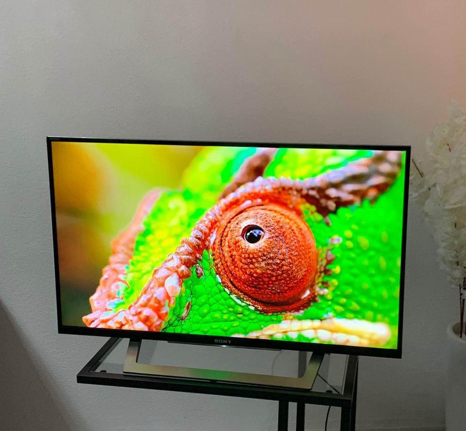 Sony Bravia X-Reality PRO 32 Inch (81cm) Smart Led Full HD TV