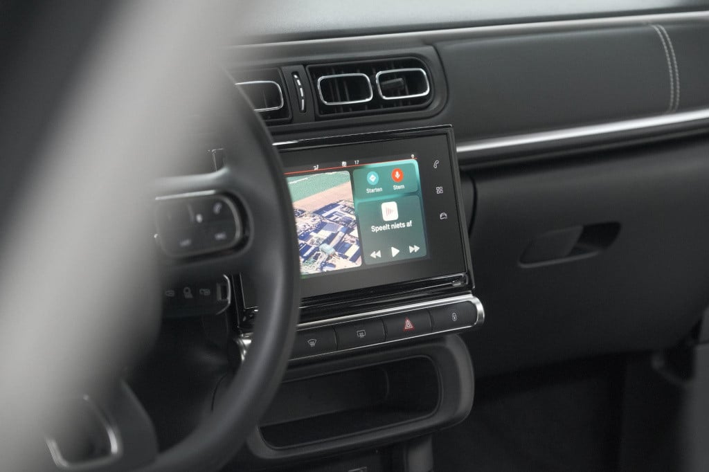 Citroen C3 puretech 82 c-series | trekhaak | camera | apple carplay | allse