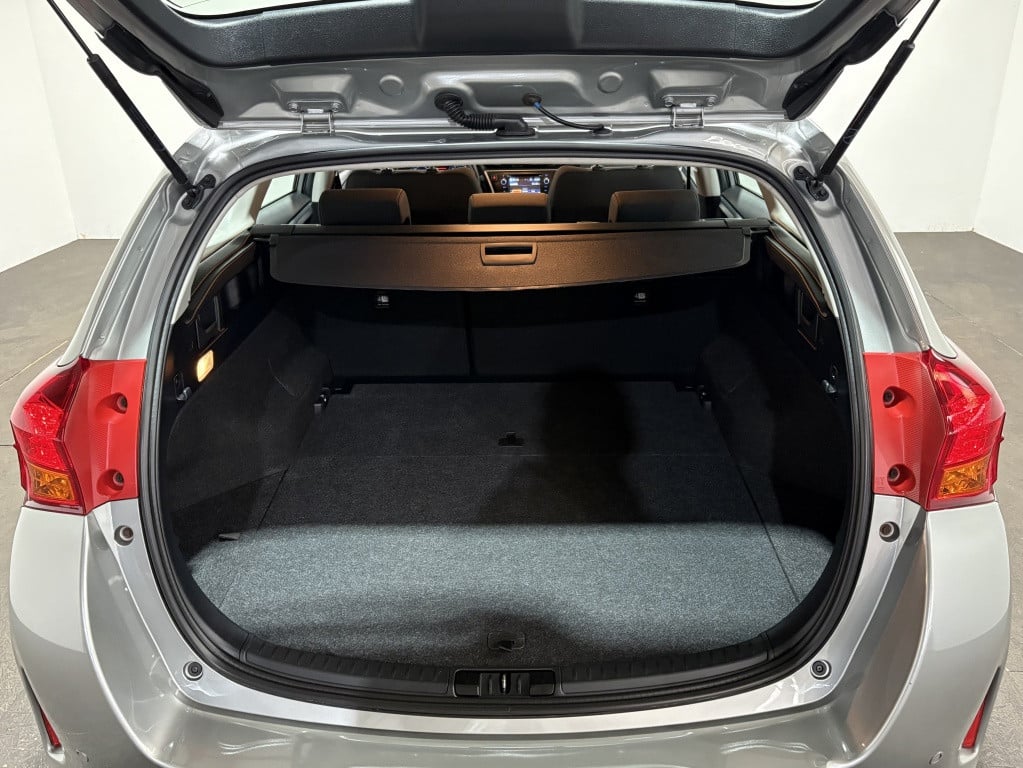 Toyota Auris touring sports 1.8 hybr. aspiration | 1e eigenaar | dealeronde
