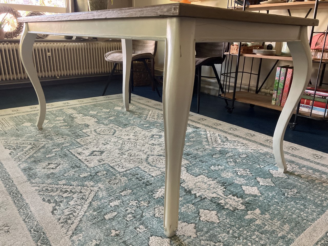 Grenen eettafel met 6 stoelen