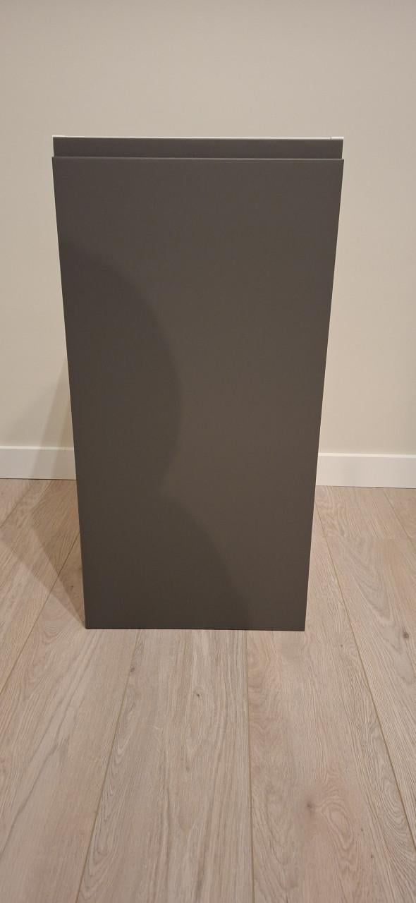 Ikea metod bovenkast met deur en planken