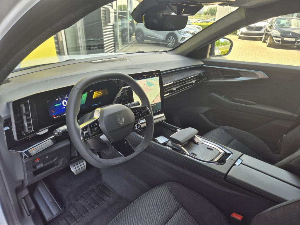Renault Austral 1.2 e-tech full hybrid 200 iconic esprit alpine pack harman