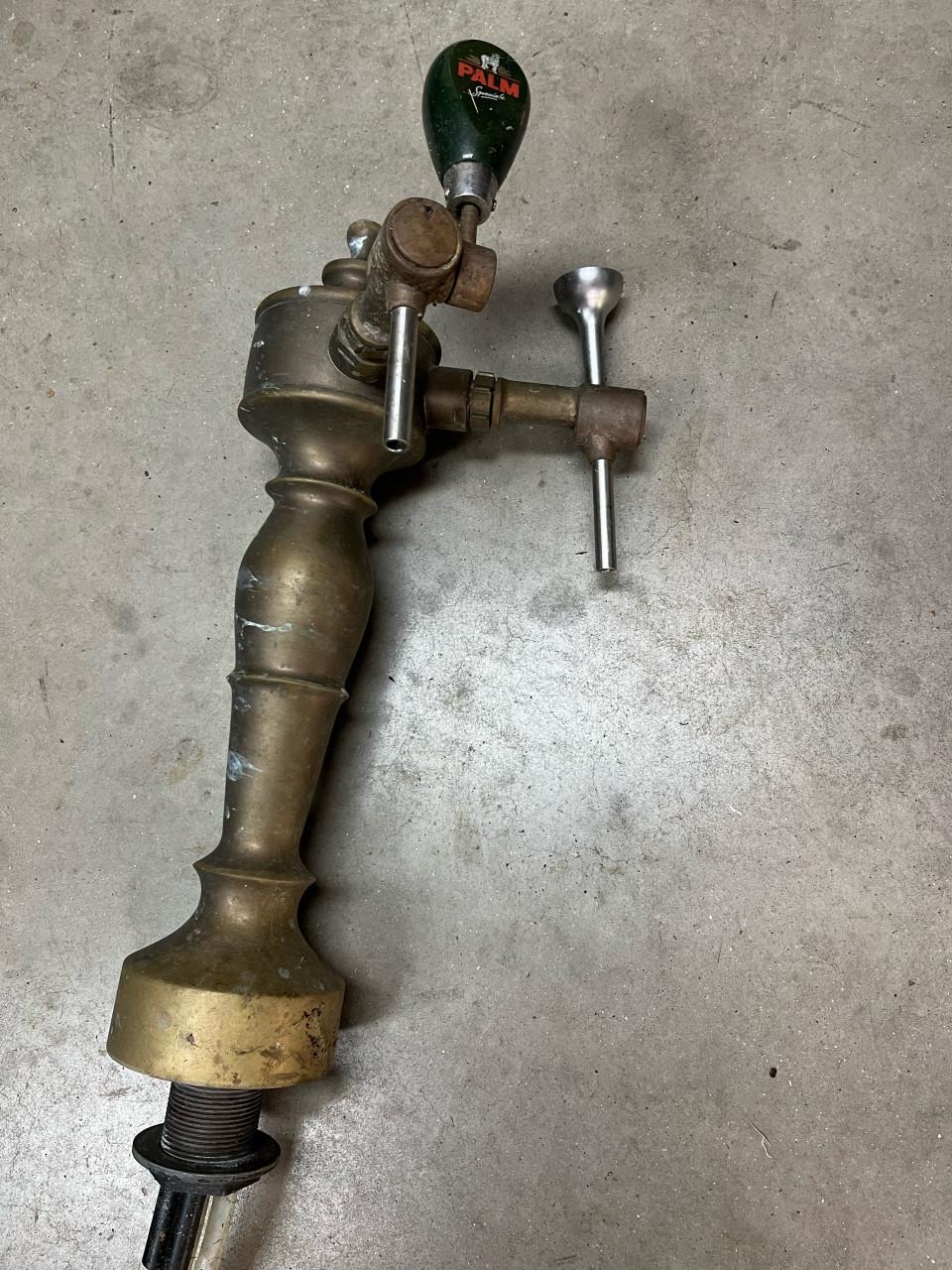 Schuurvondst :  Vintage messing Palm bier tapkraan,