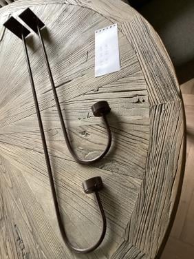 Kandelaars , kasthangers