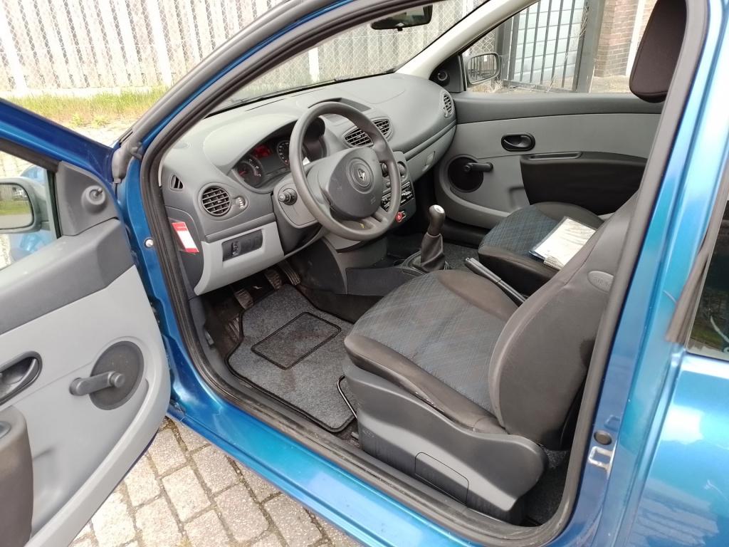 Renault Clio 1.2-16v authentique