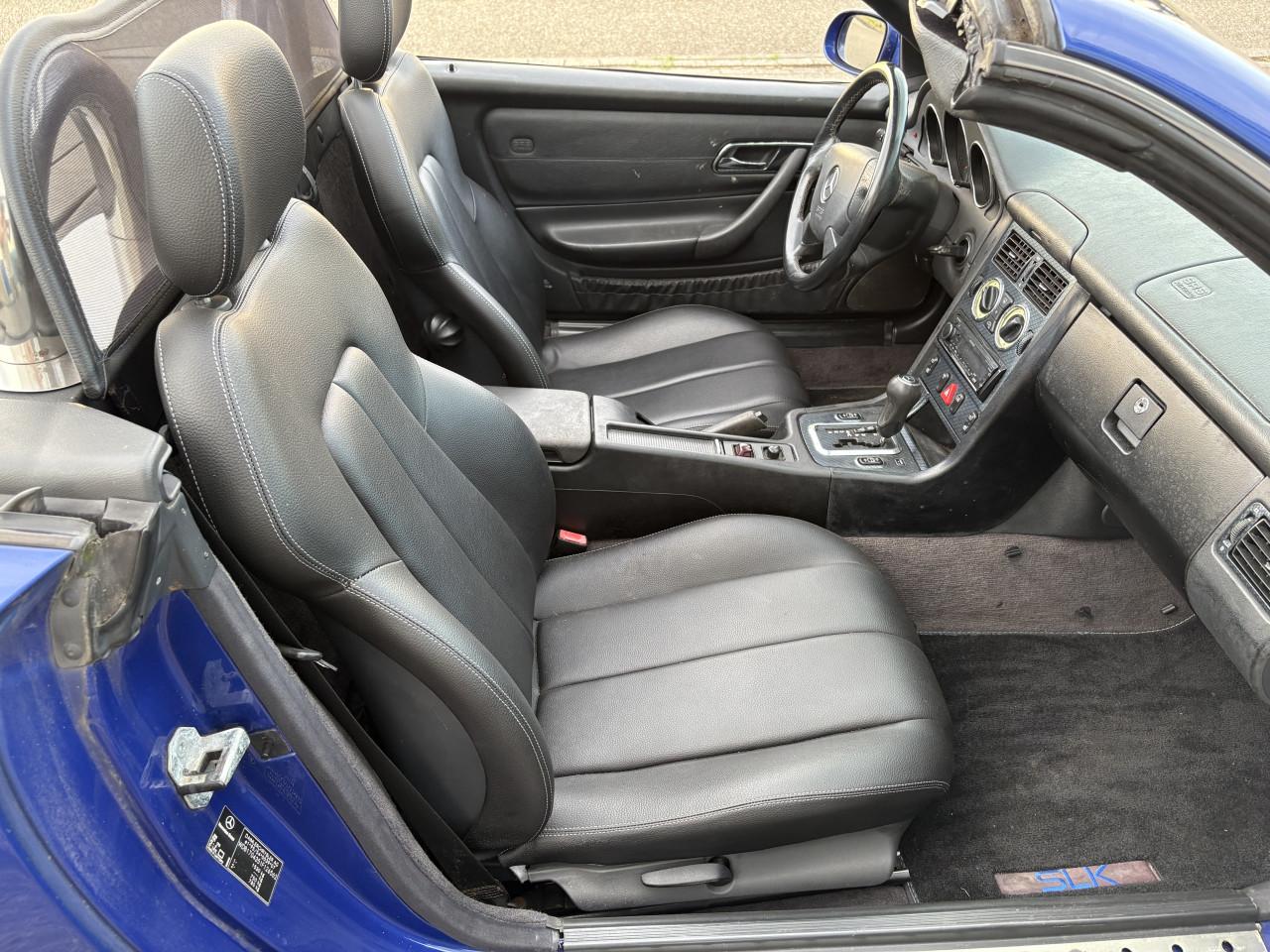 Mercedes Benz 200 SLK apk 8-2027