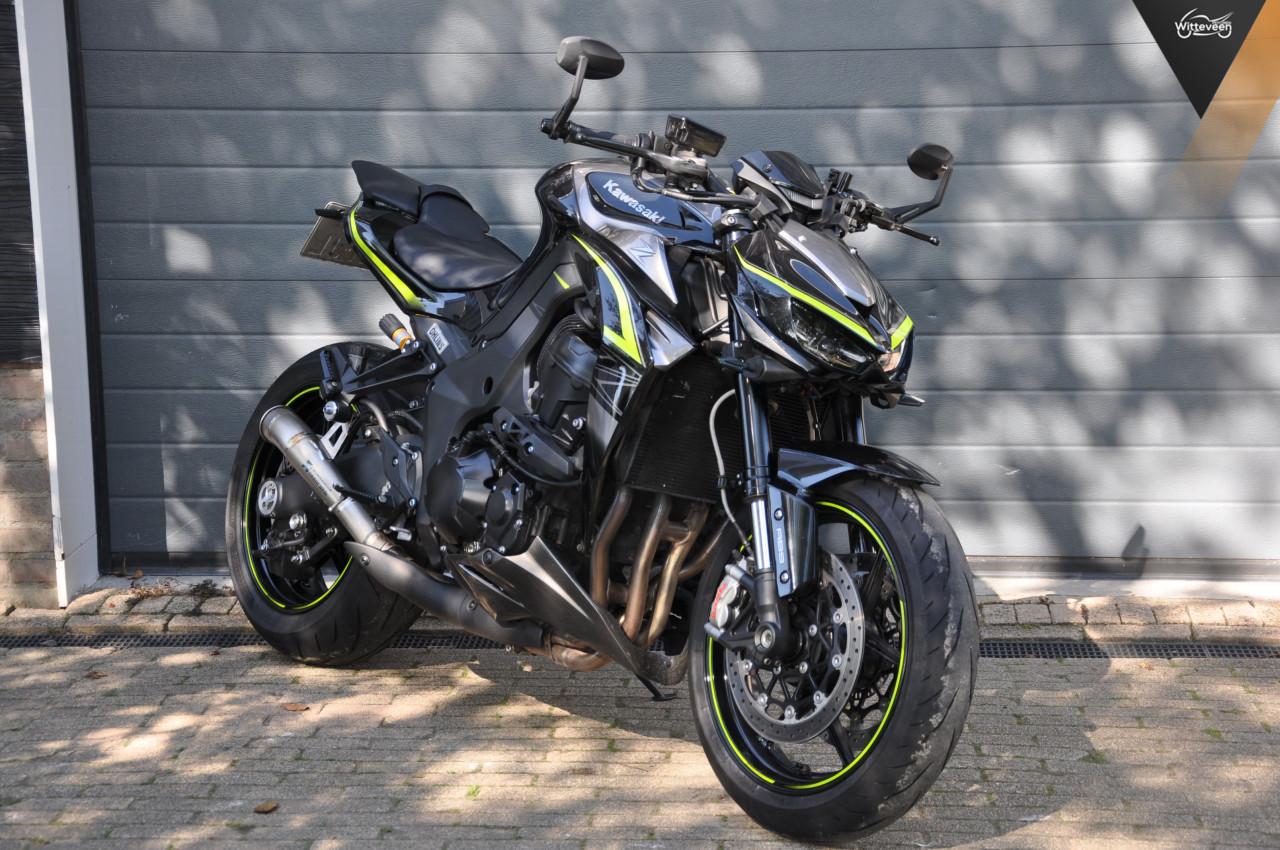 Kawasaki Z1000R