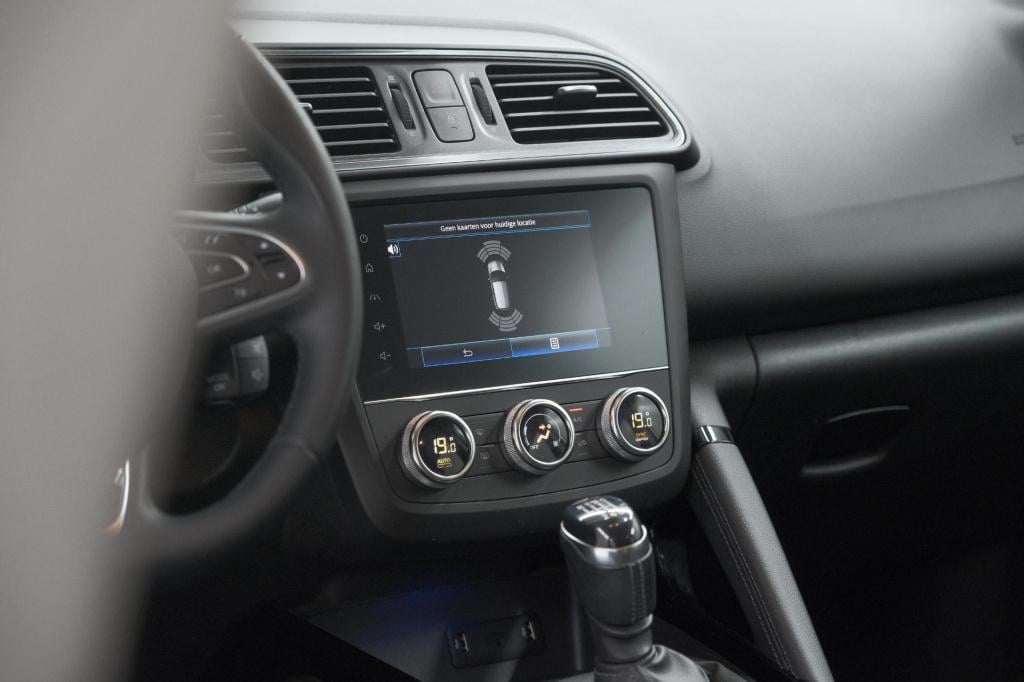 Renault Kadjar 1.3 tce 140 zen | trekhaak | apple carplay | navigatie | par