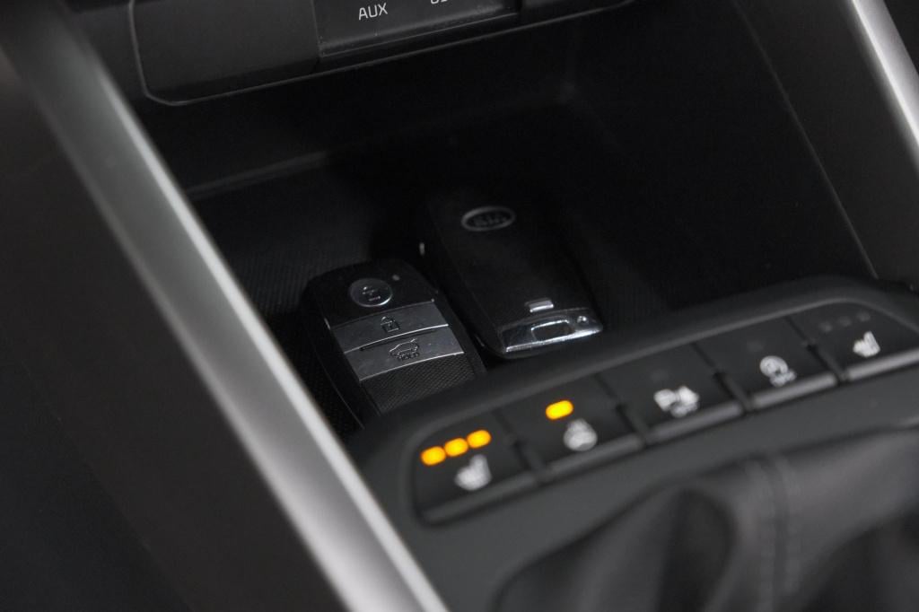 Kia Rio 1.0 tgdi gt-line | pack winter | camera | apple carplay | navigatie