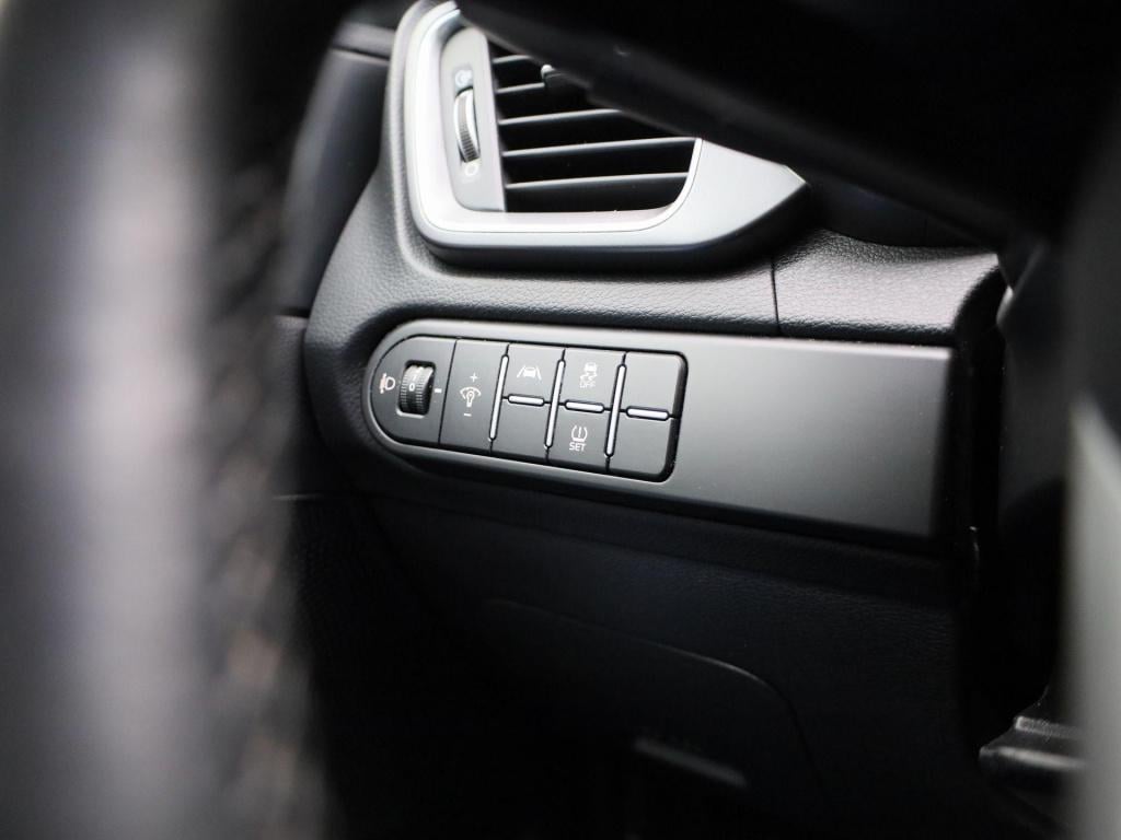 Kia Ceed Sportswagon 1.0 t-gdi dynamicline | navigatie | apple carplay / an