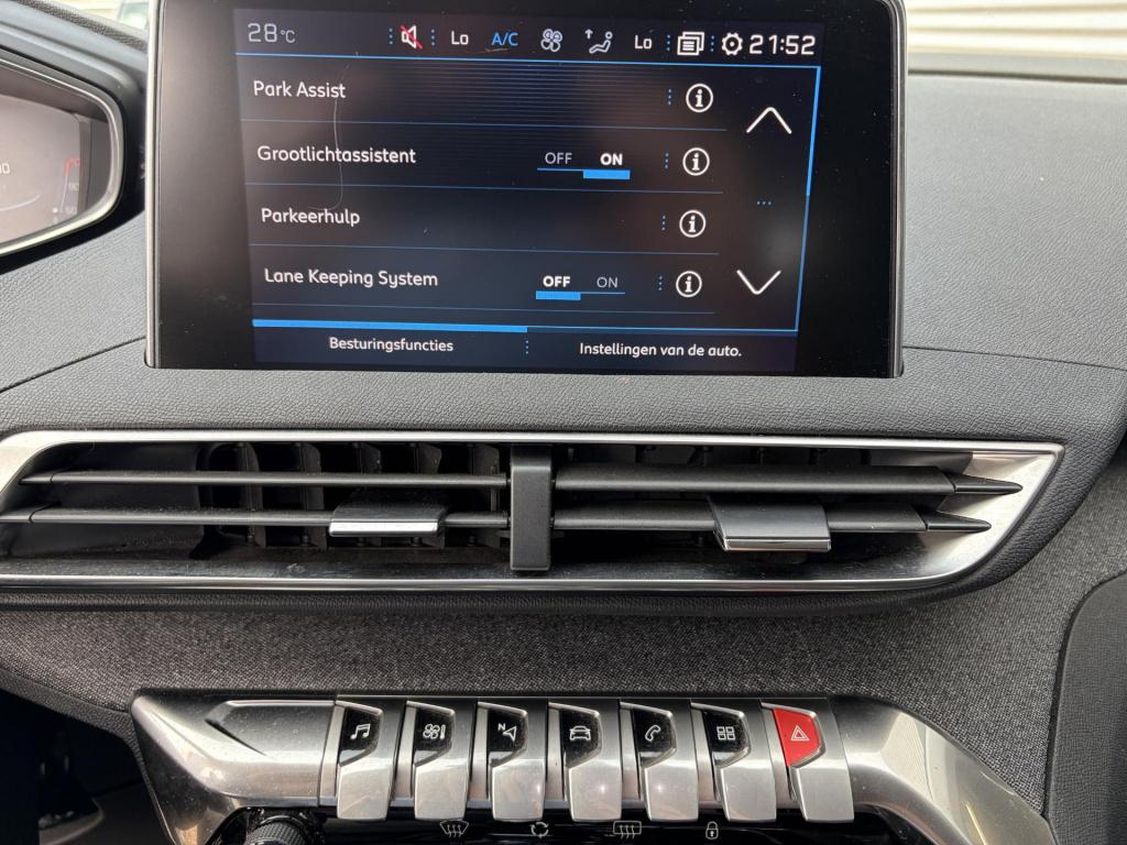 Peugeot 3008 1.2 puretech allure automaat| nieuwe motor!|24 maanden garanti