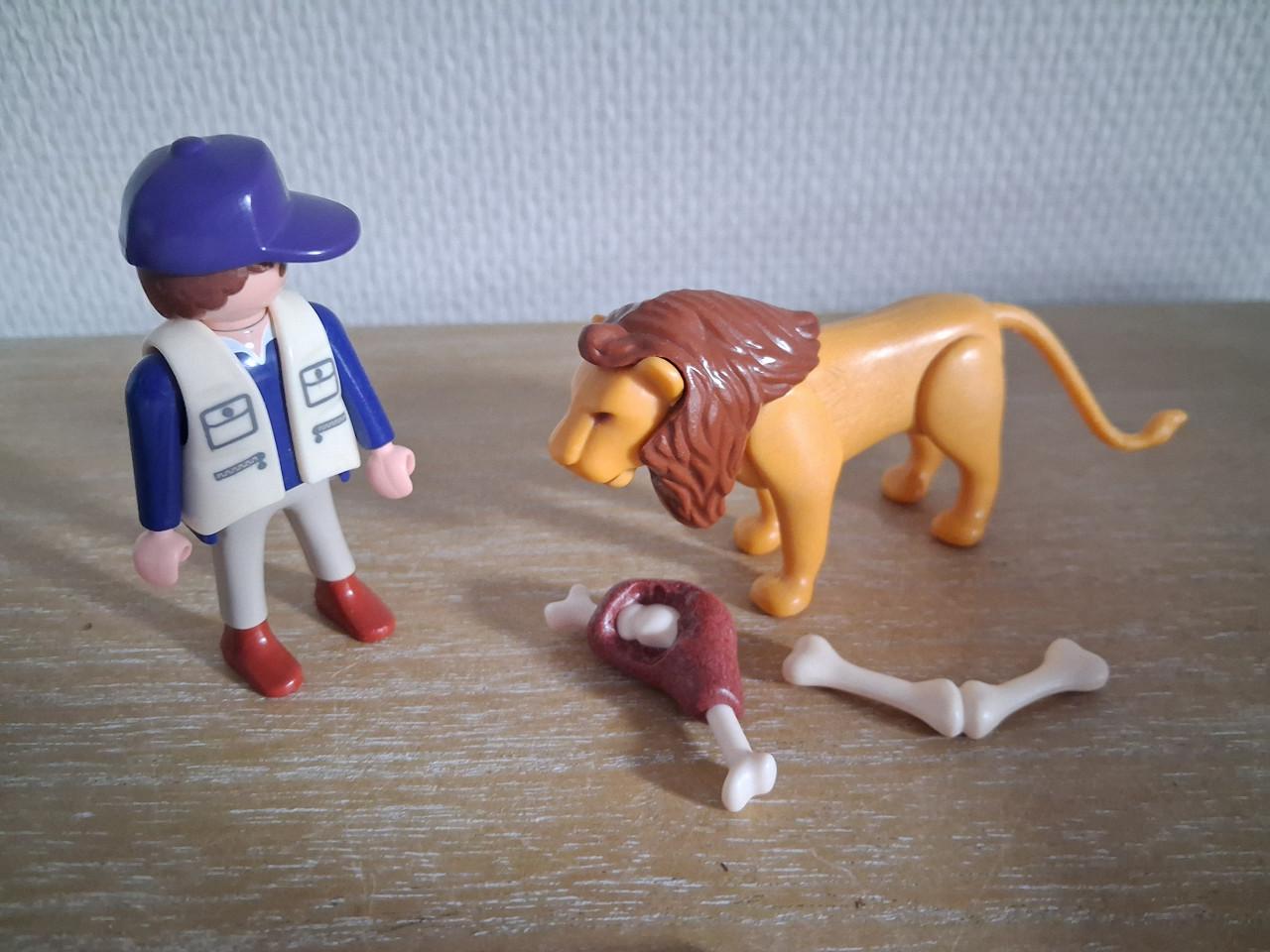 Playmobil leeuw met verzorging