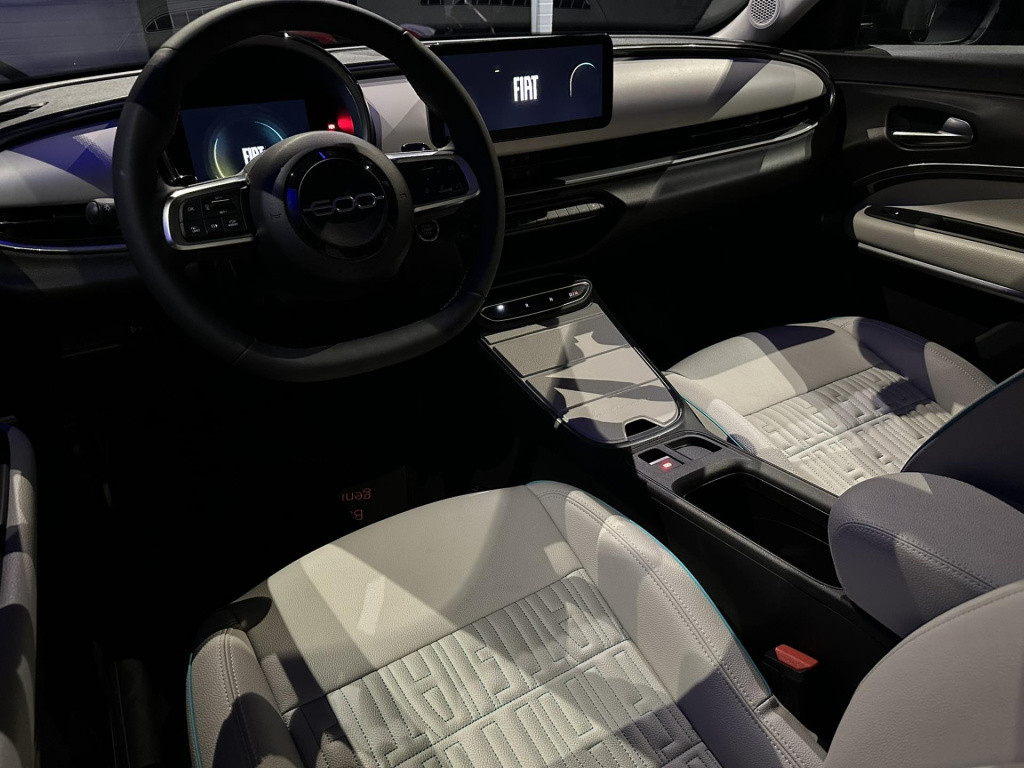 Fiat 600 1.2 hybrid 100 la prima