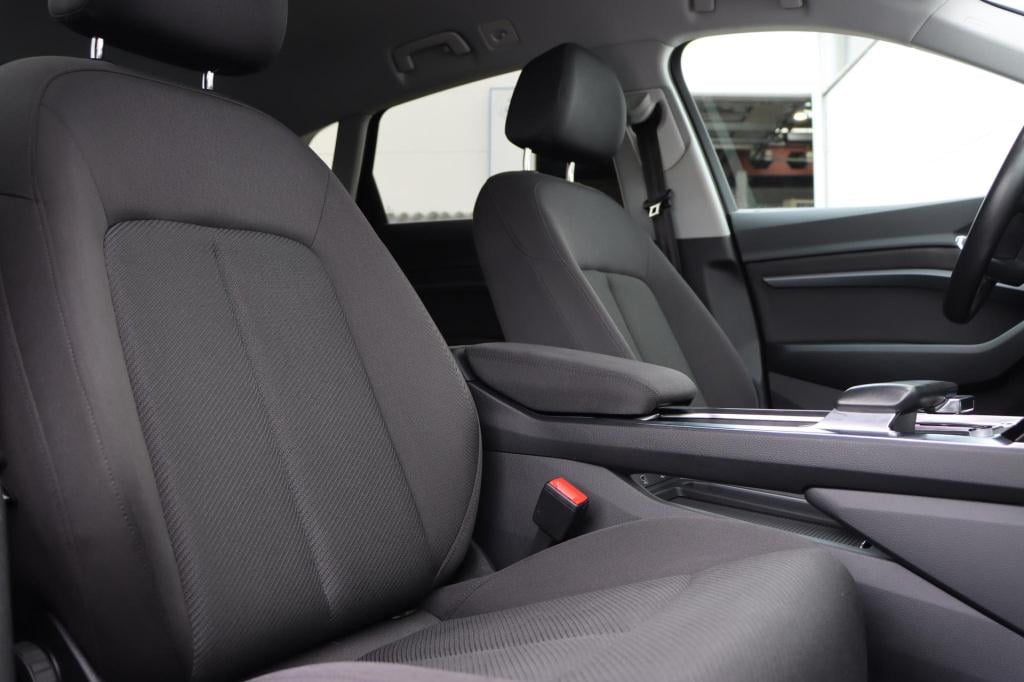 Audi E-tron 55 quattro s edition 95 kwh 408pk | soh 92,1% |