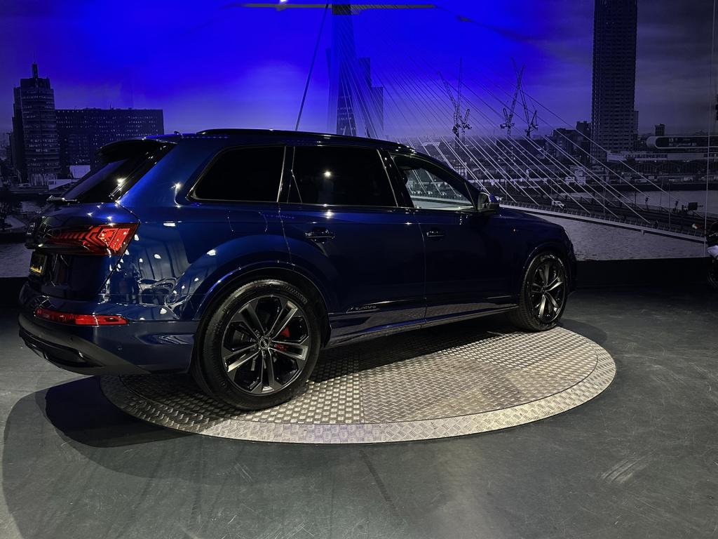 Audi Q7 55 tfsi e quattro pro line plus *luchtvering*hud*acc*pano*