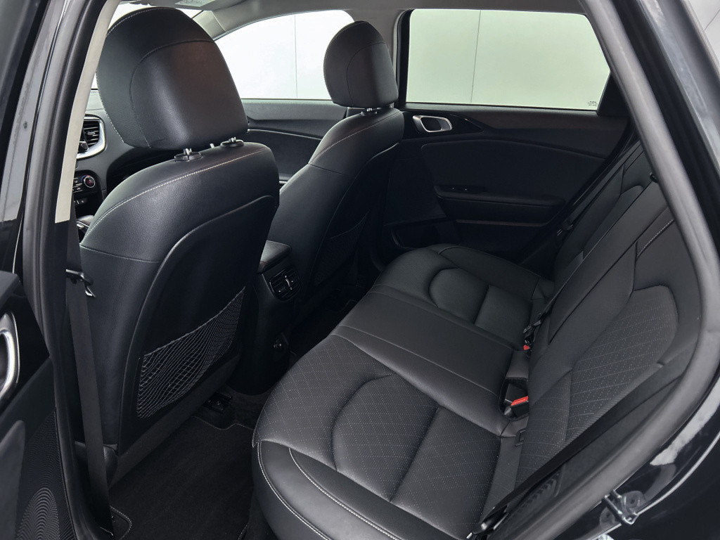 Kia Ceed Sportswagon 1.6 gdi phev executiveline limited go | leder | naviga