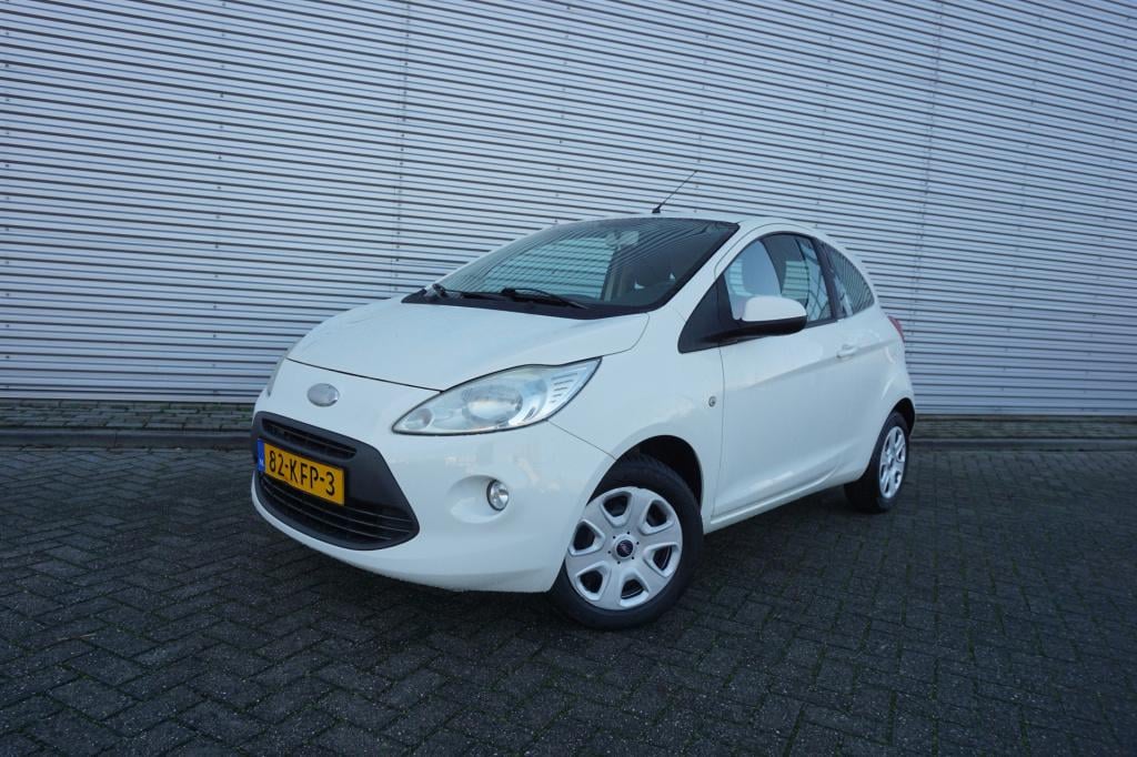 Ford KA 1.2 titanium airco / elektr. ramen / nap / apk t/m 18-11-2026