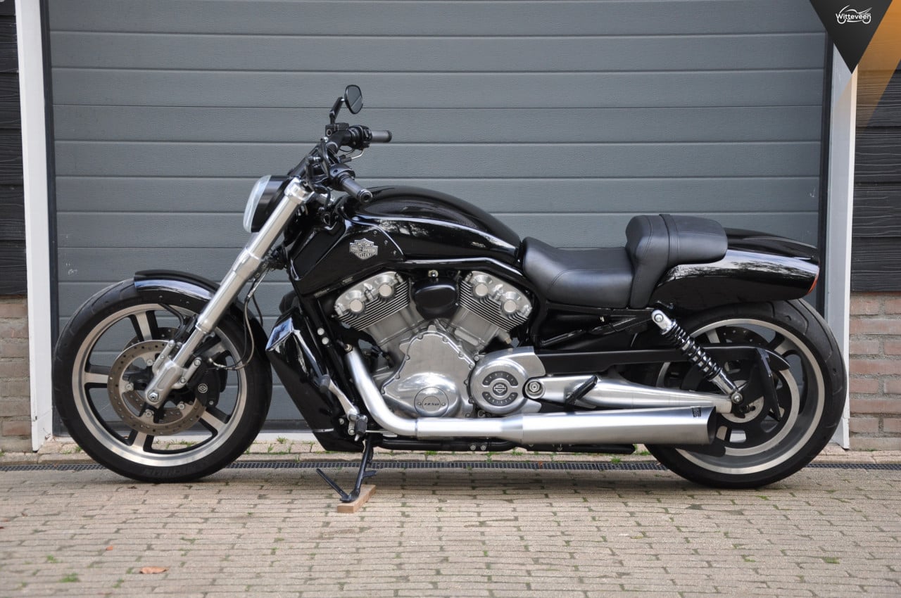 Harley Davidson VRSCF V-ROD MUSCLE 5HD 10800 kilometers!