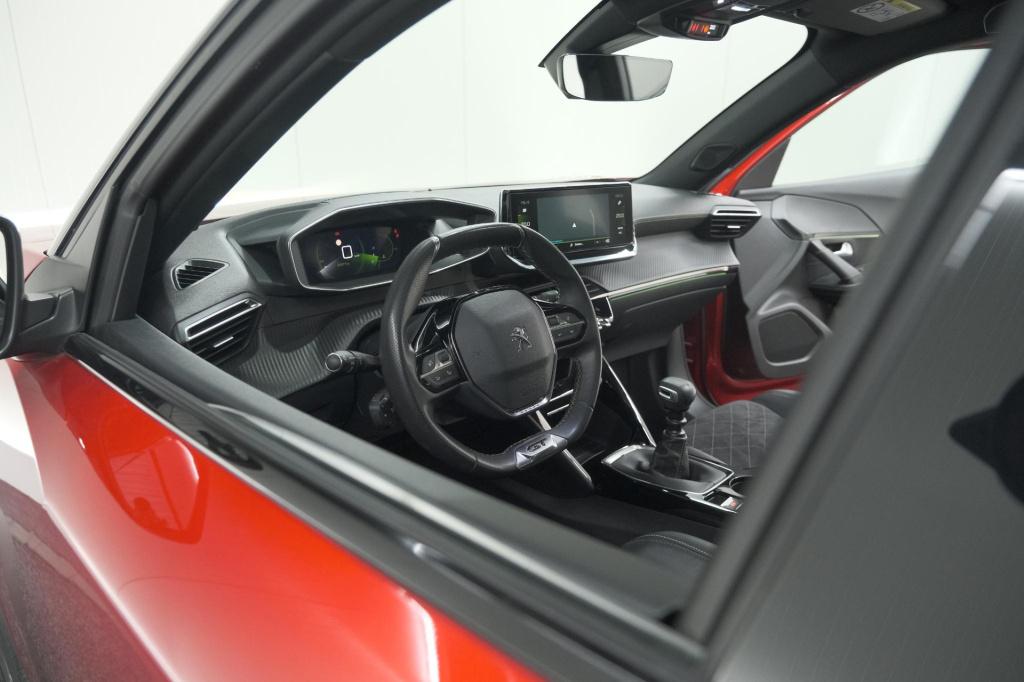 Peugeot 2008 puretech 130 gt pack | panoramadak | camera | adaptieve cruise