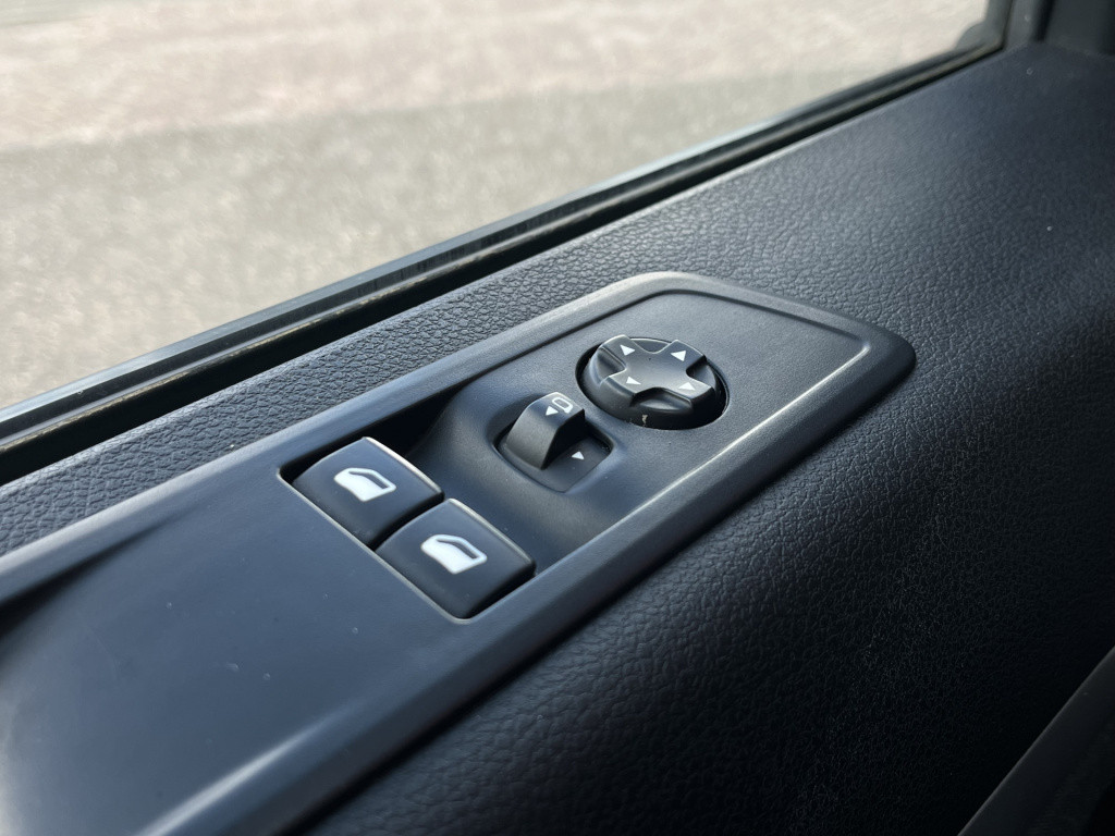 Toyota Proace worker 2.0 d-4d black line long | carplay | 17'' | navi | tre