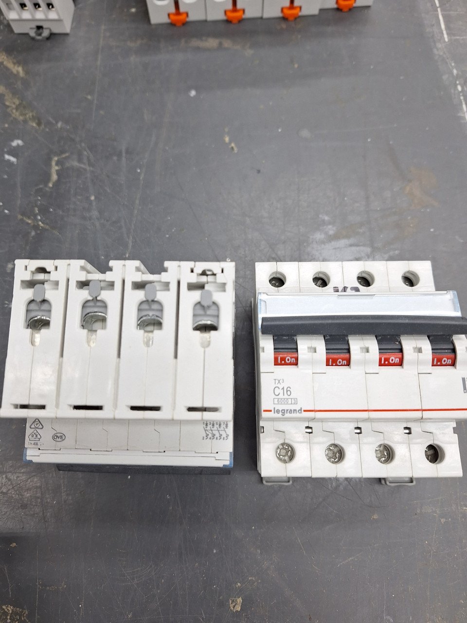 Installatieautomaat C16 viervoudig
