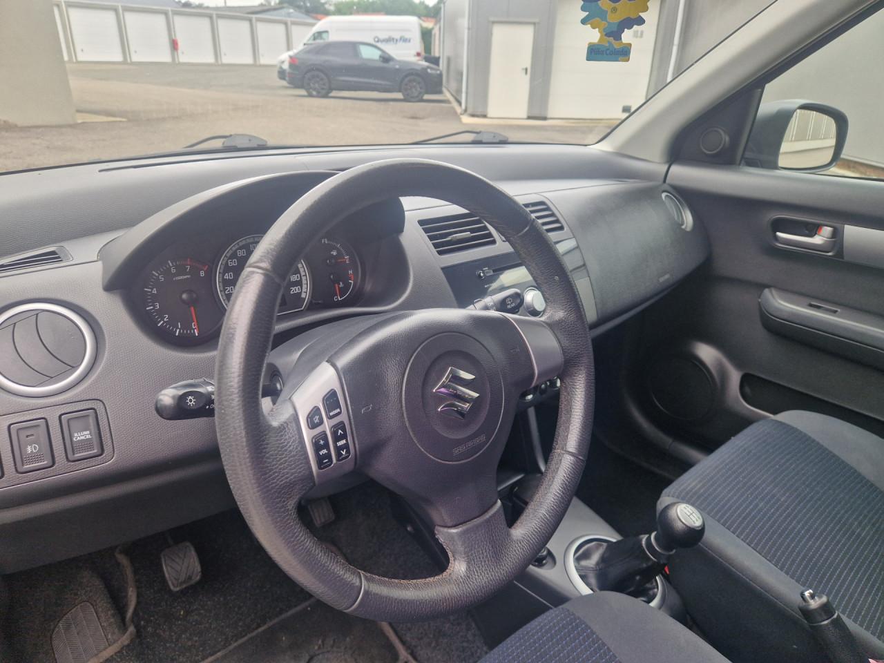 Suzuki Swift 1.3 Base