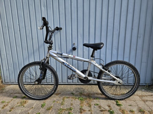 Montego Graffiti BMX