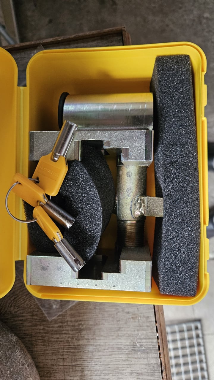 Caravan goedgekeurd disselslot steady KS-28
