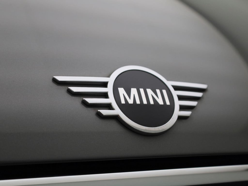 Mini Clubman 1.5 cooper essential | automaat | lage km stand! | navigatie |