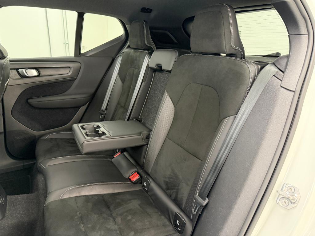 Volvo XC40 1.5 t5 recharge r-design | panoramadak | harman/kardon | 360 cam