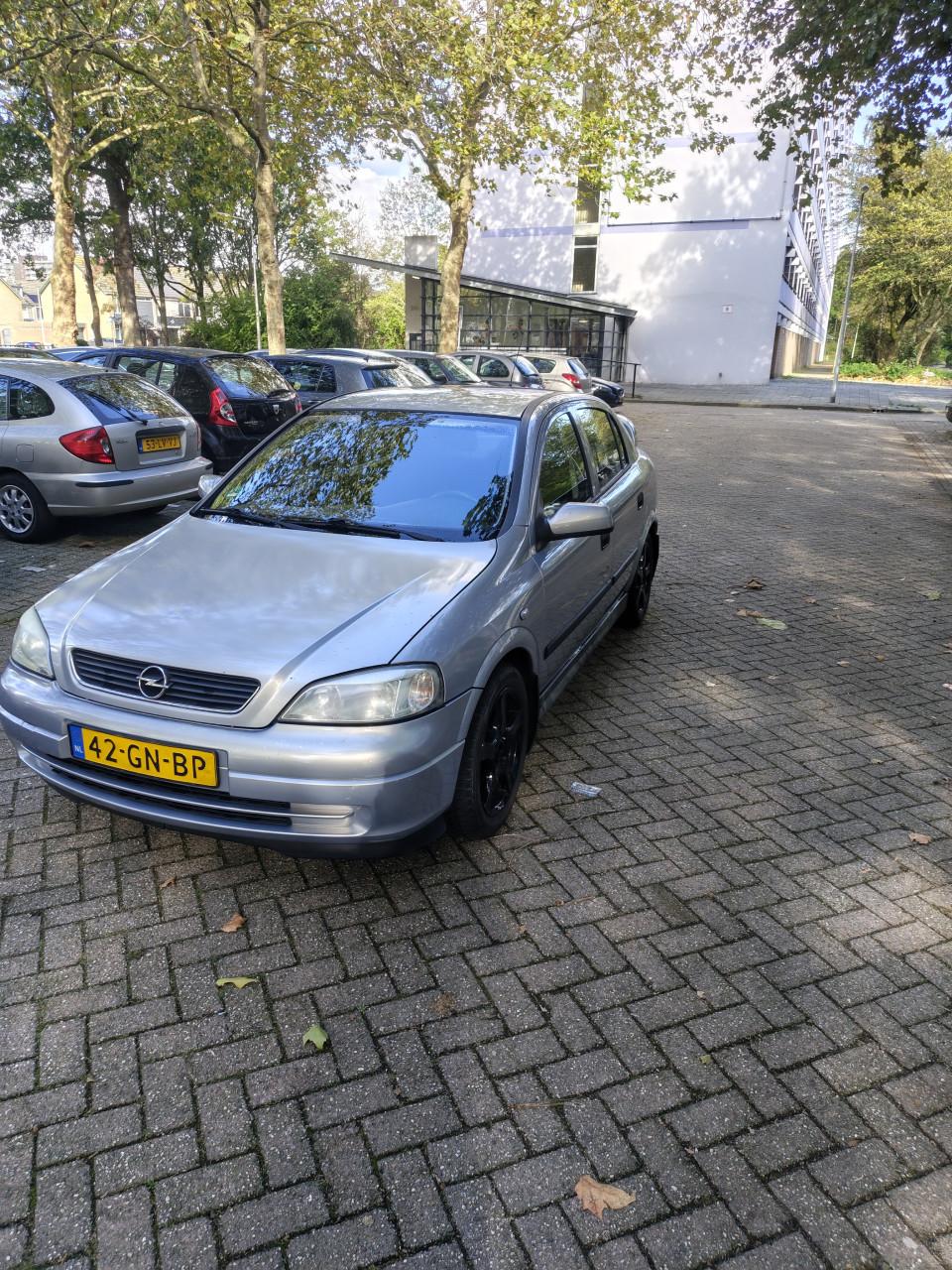 Opel astra g 1.6 8v