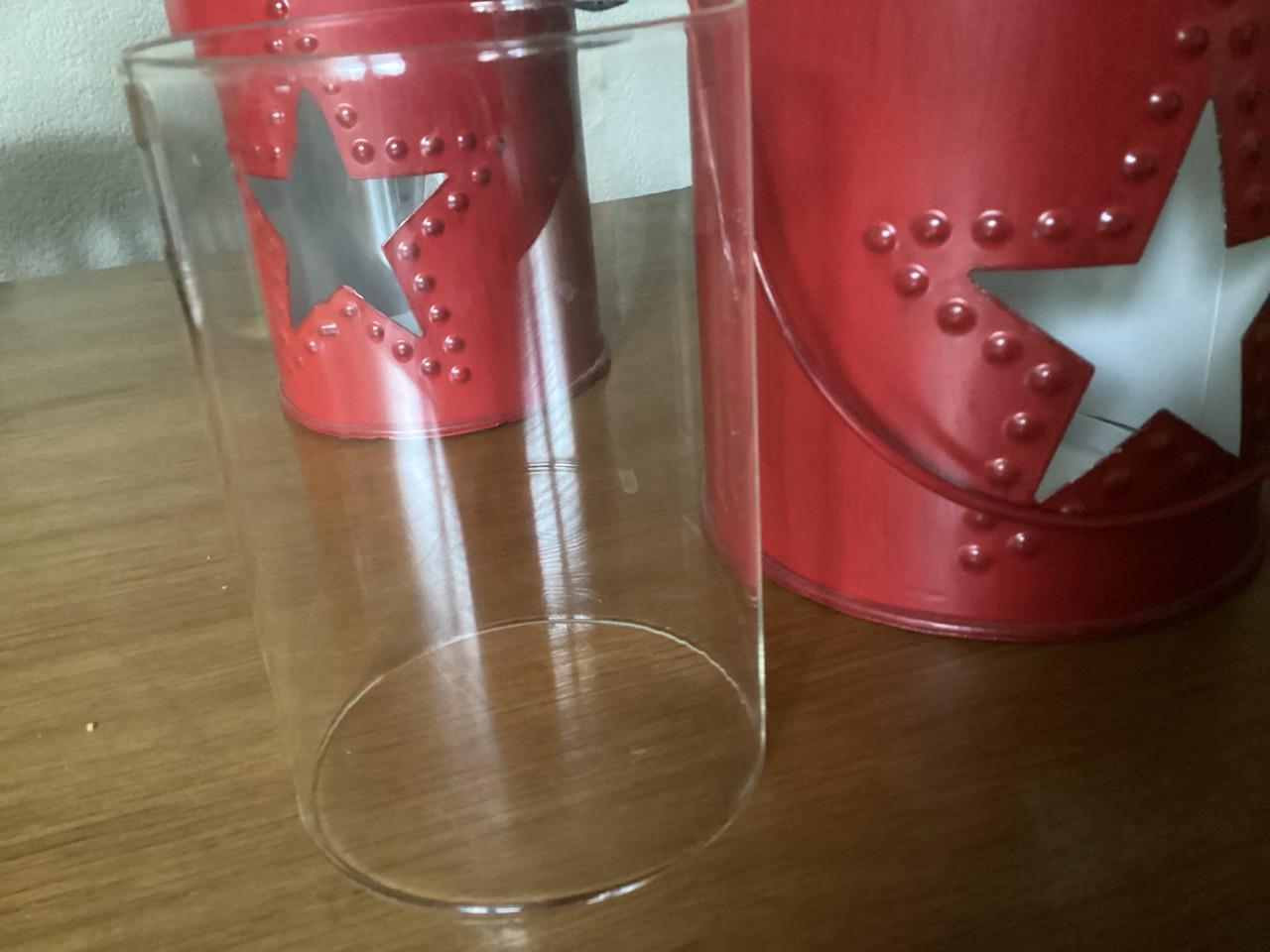 Windlichten Riverdale, rood metaal.